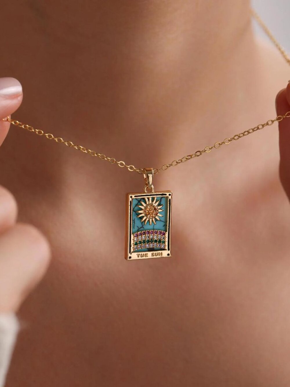 NECKLACE - Picture 2 of 3
